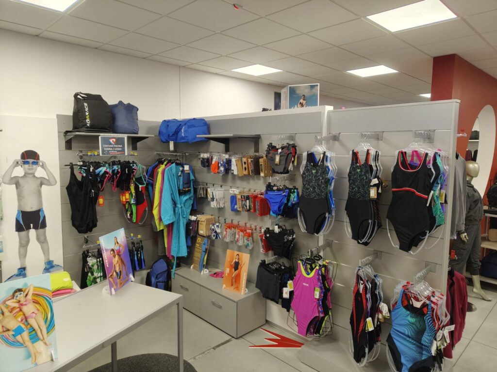 Nuoto: tutto il necessario per un nuovo inizio nel 2026 lo trovi da Il Podio Sport!